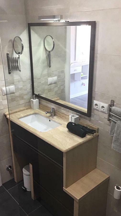Isabel Manoja Apartment Torremolinos Ngoại thất bức ảnh